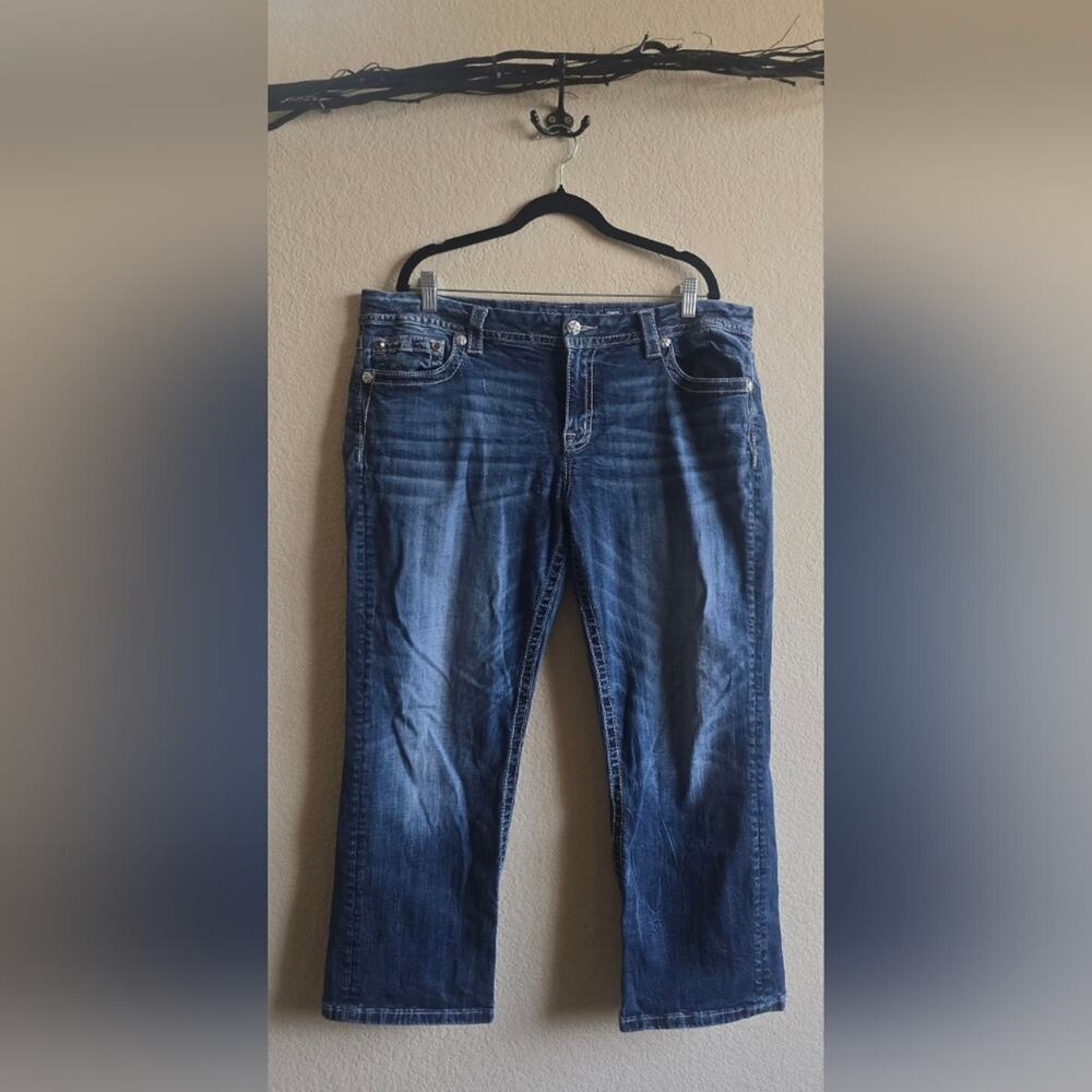 MissMe Mid Rise Easy Crop Blue Jeans - Size 36